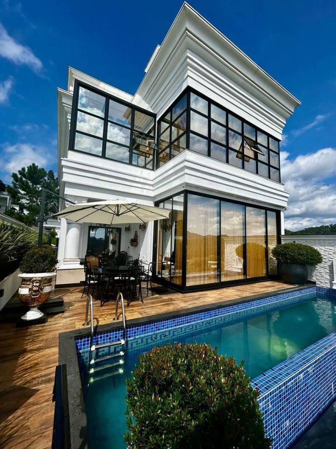 Casa no Mirante de Camboriú à venda com 4 suítes em Camboriú - Casa de Condomínio em Santa Regina, Camboriú - à venda - WOW Imobiliária Ltda