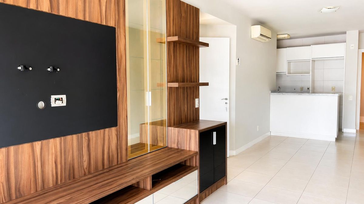Apartamento para Locação Anual Semimobiliado, 3 Quartos (1 suíte), 2 Vagas de Garagem, Fazenda / Beira-Rio, Itajaí-SC