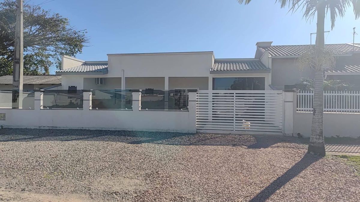 Casa com 3 dormitórios à venda, 210 m² por R$ 680.000,00 - São Jose - Itapoá/SC - Casa em São José, Itapoá - à venda - Nossa Praia Imóveis