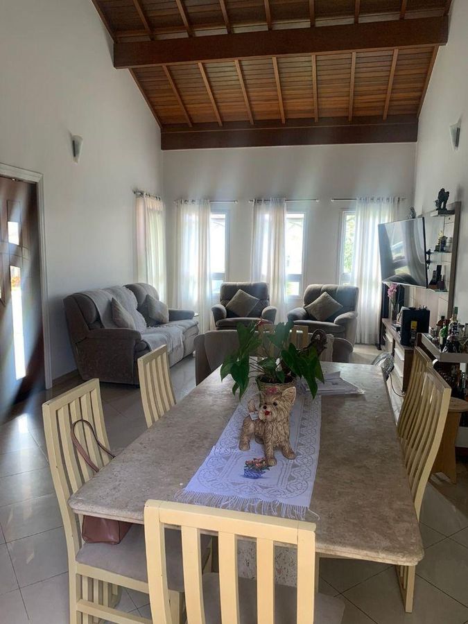 Casa térrea cond. Villaggio Fiorentino. AT: 340m2, AC: 230m2. 3 quartos, 1 suíte, 2 banheiros, sala, área gourmet com churrasqueira, 3 vagas., foto 5