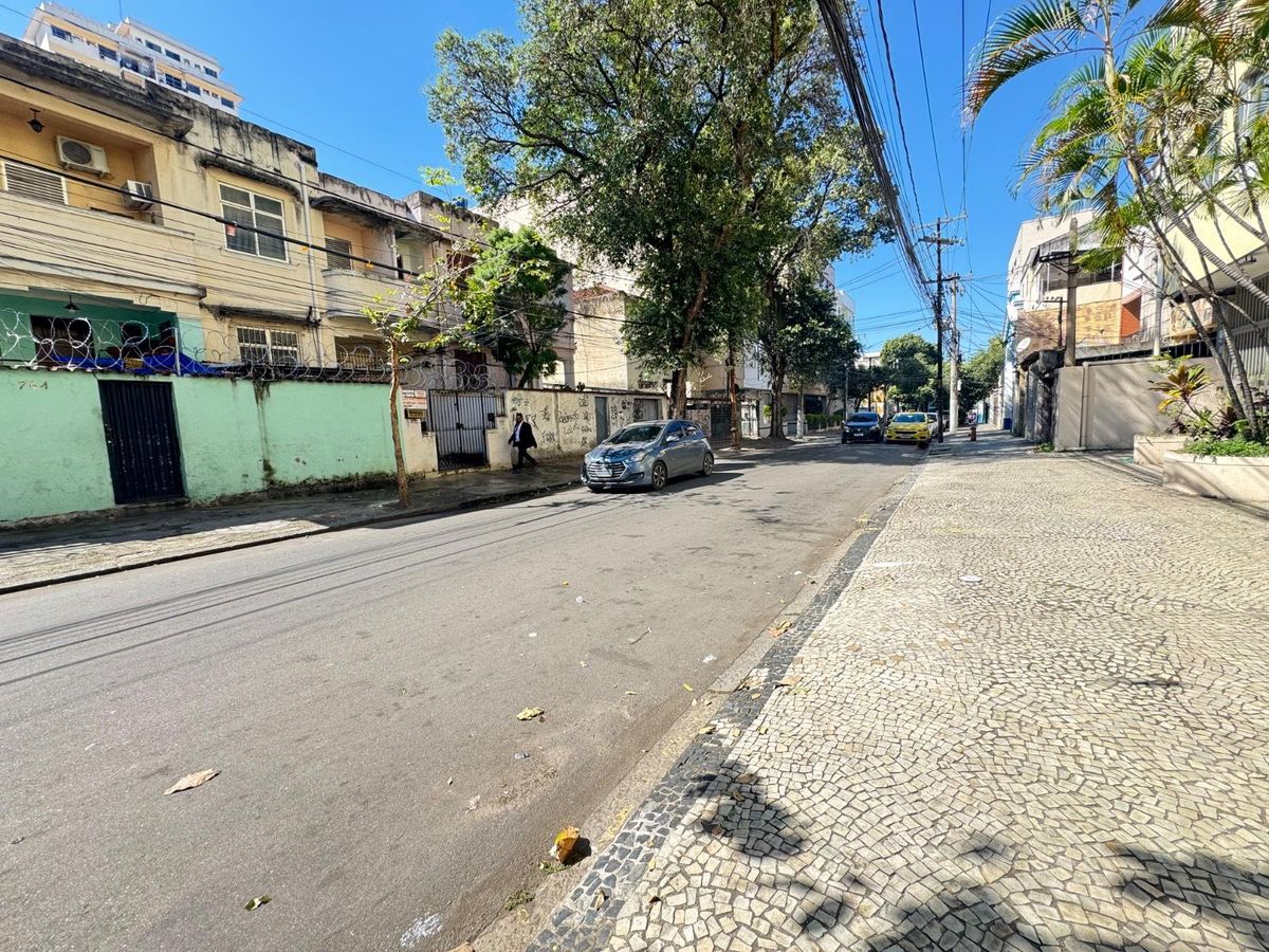 APARTAMENTO A VENDA RUA TORRES HOMEM À 3 MIN DA BOULEVARD 28 DE SETEMBRO. SALA, 2 QUARTOS. - Apartamento em Vila Isabel, Rio de Janeiro - à venda - MIGUEZ IMOBILIÁRIA
