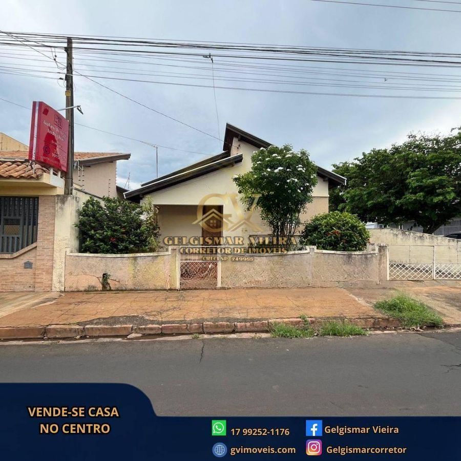 🏡 VENDE-SE CASA NO CENTRO - BEBEDOURO - SP 🏡 - Casa em Centro, Bebedouro - à venda - Gelgismar Vieira