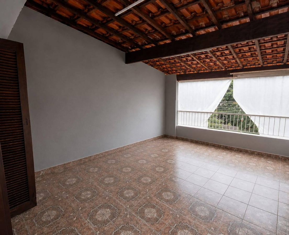 Casa a venda 250m² no Jardim Maria de Fatima, Várzea Paulista/sp - Casa em Jardim Maria de Fátima, Várzea Paulista - à venda - Fiveh Soluções Imobiliárias