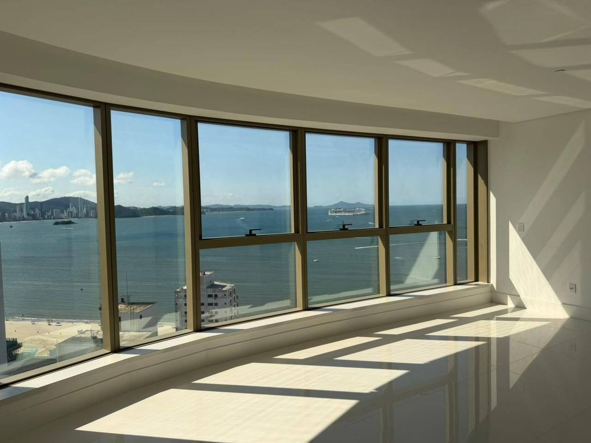 OPORTUNIDADE DE MORAR NO YACHTHOUSE RESIDENCE!! - Apartamento em Centro, Balneário Camboriú - à venda - Praia Imóveis