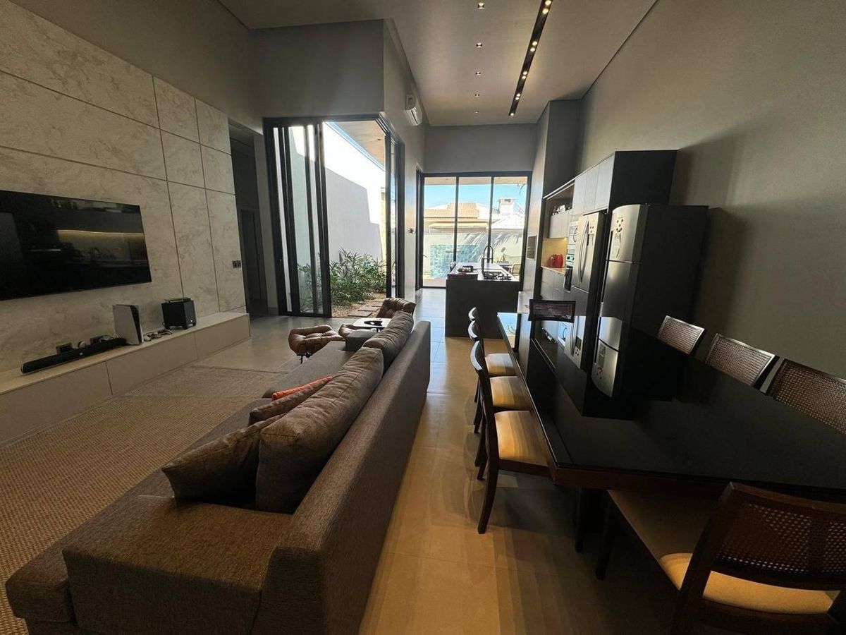 Casa com 3 quartos, 3 suítes - Condomínio Ilha Bela, Sorriso