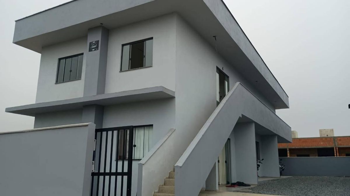 Apartamento 2 quartos Corticeira