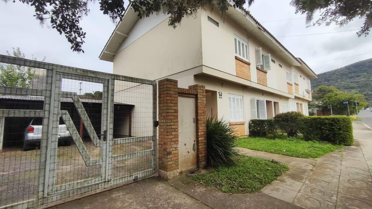 Duplex em Bairro Nobre! - Duplex em Caiu do Céu, Osório - à venda - Famer Negócios Imobiliários LTDA