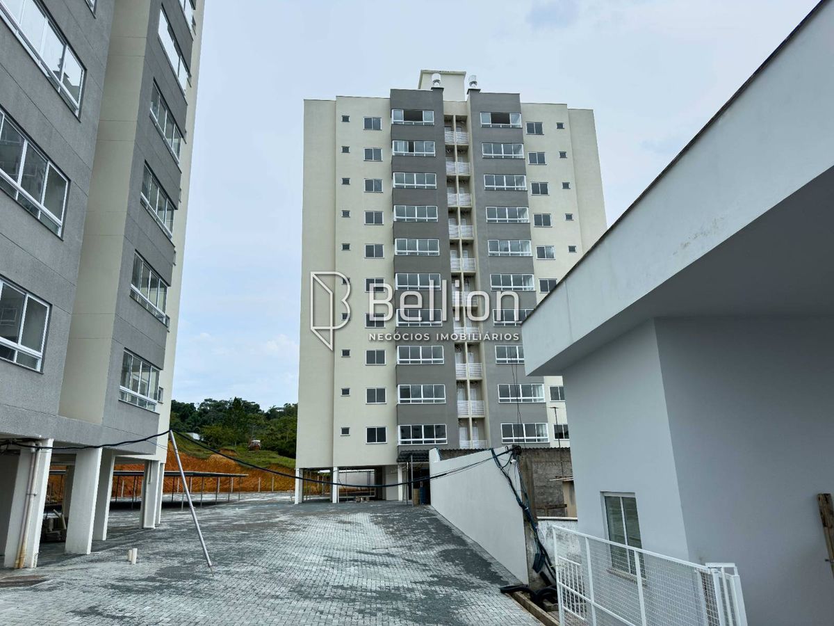 Apartamento à Venda no Bairro dos Estados 2 Quartos, Suíte, Piscina e Área de Lazer Completa