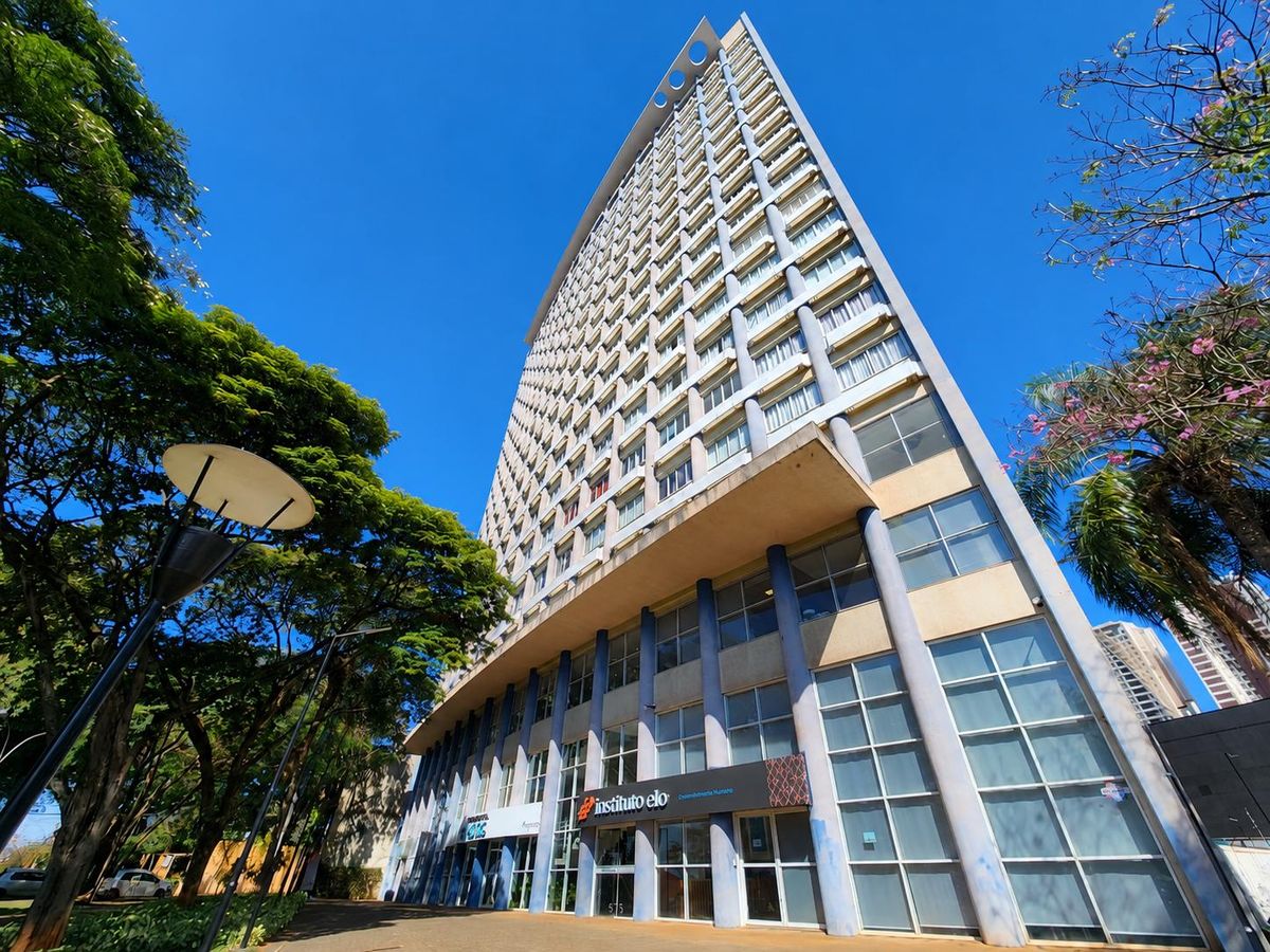 Apartamento à venda no Edfício Evidence na Praça da Madre Leônia - Gleba Palhano