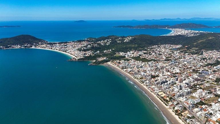Apartamento 1 quarto em Bombas, Bombinhas. A 200m da praia com internet e lavanderia compartilhada. - Apartamento em Bombas, Bombinhas - para temporada - PAULA CRISTINA DA SILVA MINELLA NEGOCIOS IMOBILIARIOS LTDA