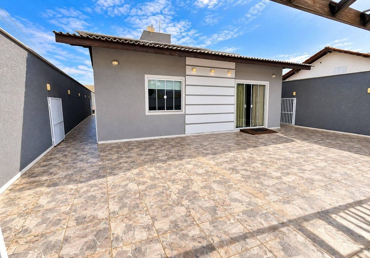 Casa com 3 dormitórios à venda, 100 m² por R$ 990.000,00 - Brandalize - Itapoá/SC - Casa em Brandalize, Itapoá - à venda - Nossa Praia Imóveis