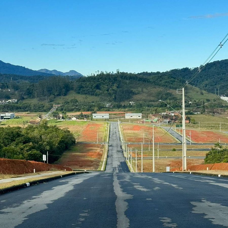 TERRENO NO LOT. QUEBEC DE 325M² à 744M² | TRÊS RIOS DO NORTE
