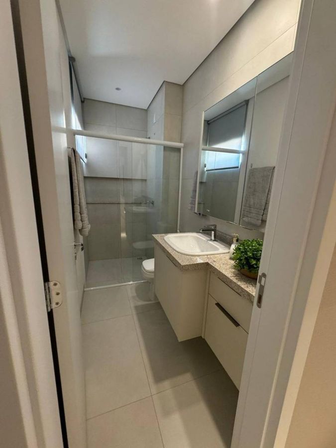 Apartamento com 3 quartos, 2 vagas - Vila Romana