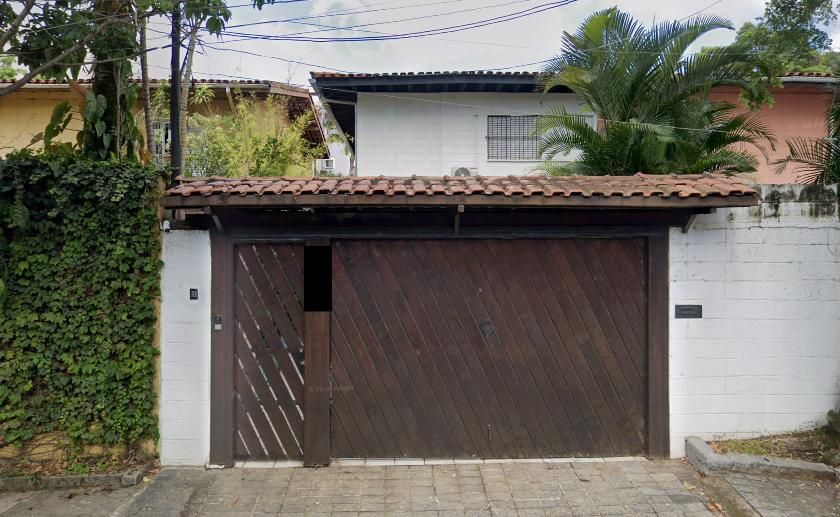 Sobrado de 450m² para locação por R$ 6.209,00 - Jardim Rizzo / São Paulo