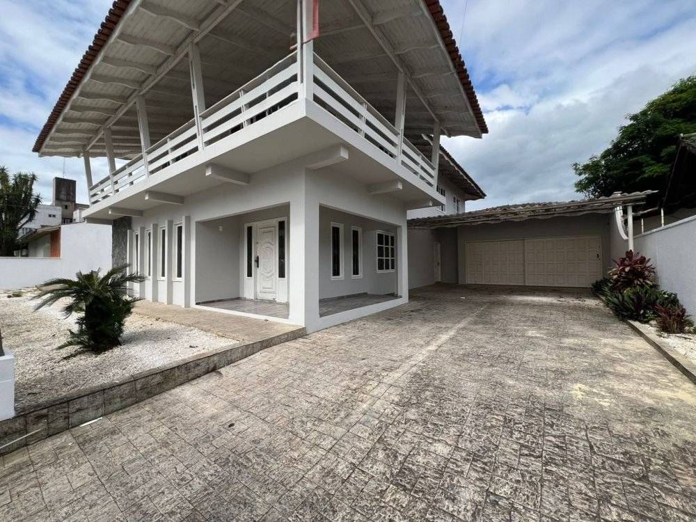 CASA COMERCIAL CENTRO - Casa em Centro, Jaraguá do Sul - para locação - MG imóveis Ltda.