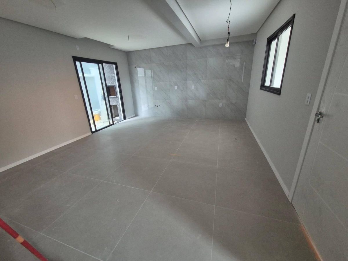 Nova! Casa - 1 Suíte + 2 Qts - 104 m² - São João - Itajaí/SC - Casa em São João, Itajaí - à venda - Denis Alexandre Imóveis