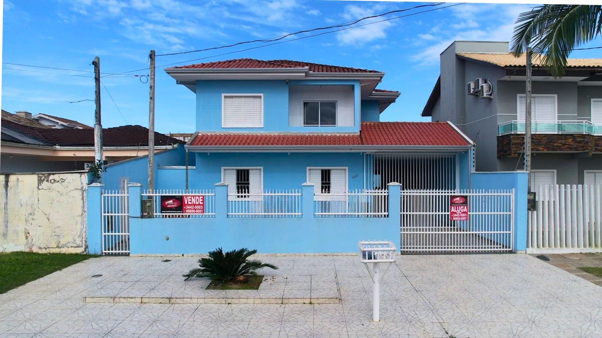 Sobrado Aconchegante - Sobrado em Brejatuba, Guaratuba - à venda - Ferreira Imóveis