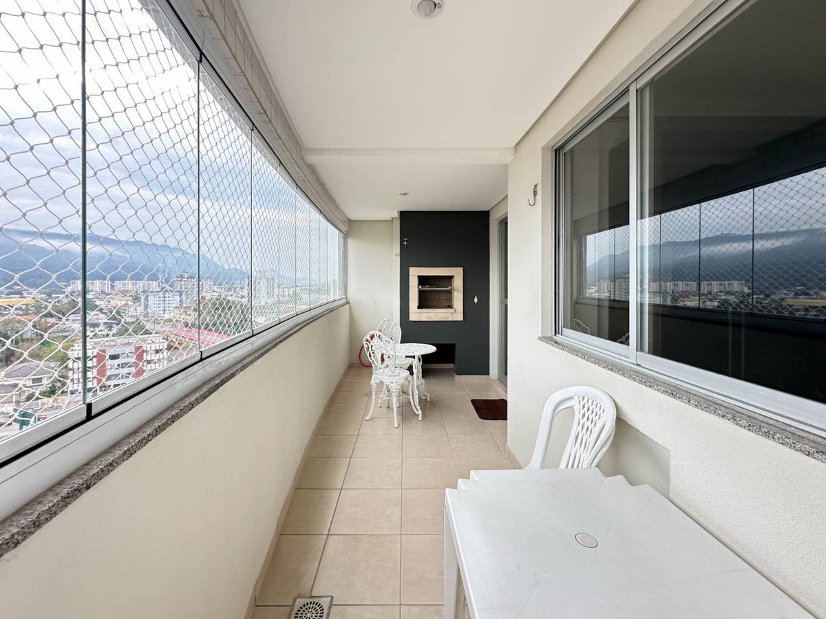 APARTAMENTO MOBILIADO COM 1 SUÍTE + 2 QUARTOS - CENTRO - Apartamento em Centro, Jaraguá do Sul - à venda - IMOB Imóveis