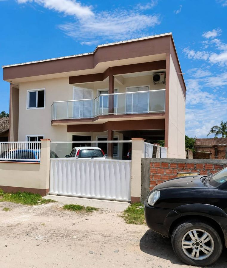 Sobrado - Sobrado em Itapema do Norte, Itapoá - à venda - EVEREST INVESTIMENTOS IMOBILIARIOS