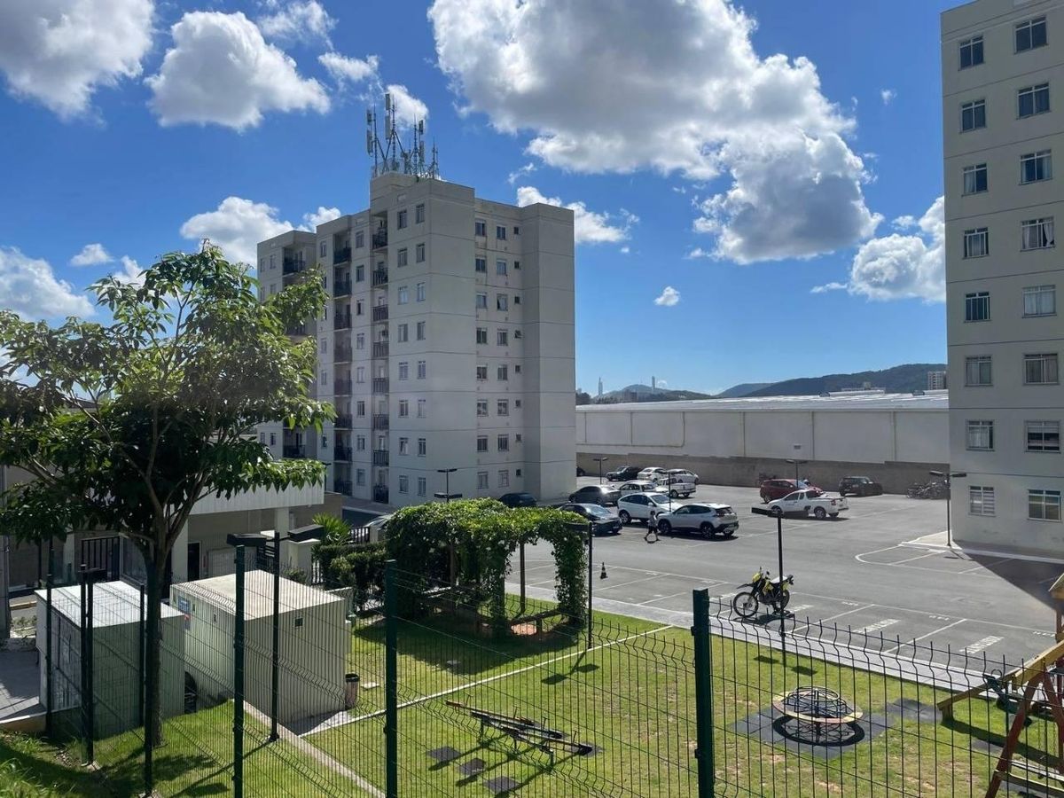 Apartamento  com 2 dormitórios para Aluguel ANUAL   - Areias | Camboriú