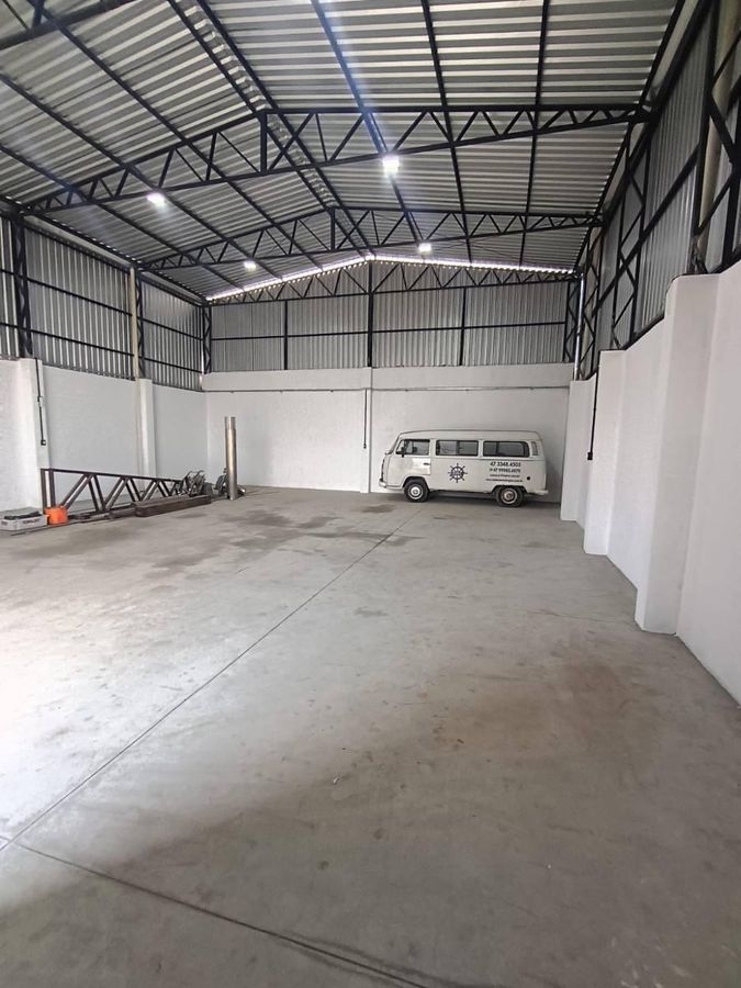 Galpão Para Venda e Locação com 252m² no Bairro Barra do Rio em Itajaí/SC - Galpão em Barra do Rio, Itajaí - para locação e à venda - Ação Imoveis LTDA