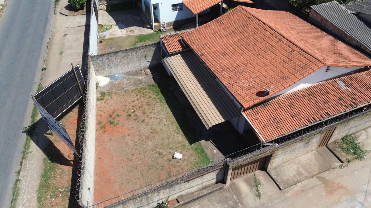 Residencial e Comercial com 3 quartos, CIDADE NOVA - Capim Branco - Residencial e Comercial em CIDADE NOVA, Capim Branco - à venda - CAPIM BRANCO IMÓVEIS LTDA