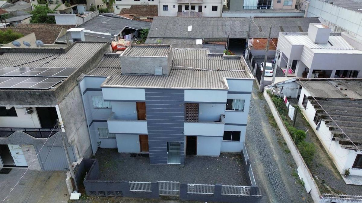 Predio Residencial com 4 apartamentos + 1 casa - Apartamento em Nações, Indaial - à venda - Atezza Negócios Imobiliários