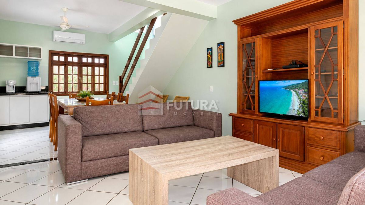 Aluguel de Temporada em Bombas - Casa com 2 Quartos LC102 - Casa em Bombas, Bombinhas - para temporada - PAULA CRISTINA DA SILVA MINELLA NEGOCIOS IMOBILIARIOS LTDA