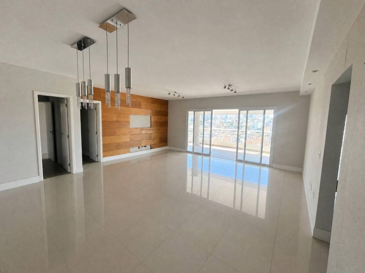 Apartamento, 3 quartos, 198 m² - Foto 2
