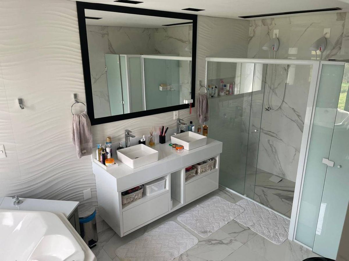Casa com 4 quartos e 284 m² em Vila Guilhermina, Praia Grande