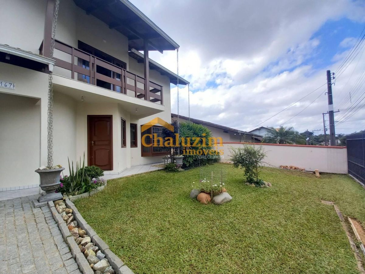 Casa com 4 quartos - Casa em Floresta, Joinville - à venda - CHALUZIM IMÓVEIS LTDA
