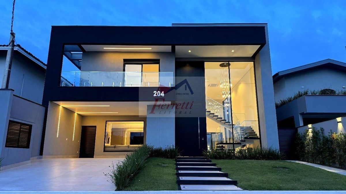 Casa de Alto Padrão com 5 suítes decorada e climatizada em Jardim Acapulco - Guarujá/SP