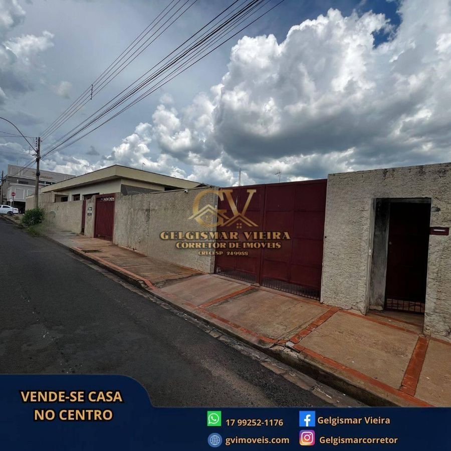 🏡 VENDE-SE CASA NO CENTRO - BEBEDOURO - SP 🏡 - Casa em Centro, Bebedouro - à venda - Gelgismar Vieira