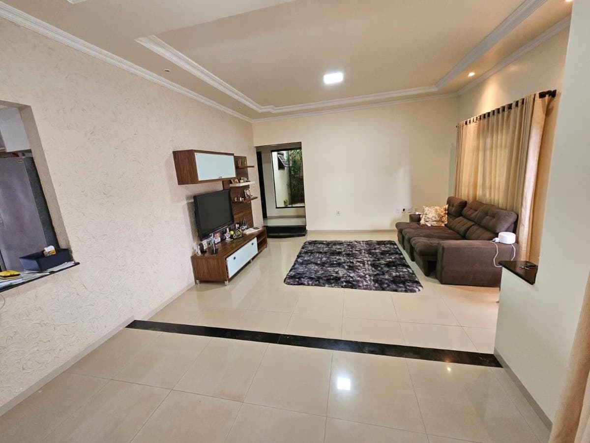 Casa com 3 quartos, 1 suíte