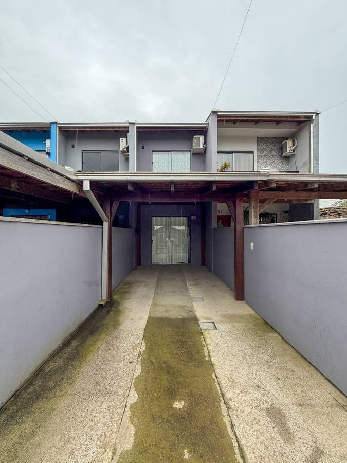 Sobrado Geminado com 2 quartos, Porto Grande - Araquari - Sobrado Geminado em Porto Grande, Araquari - à venda - IMOBILIARIA BORBA