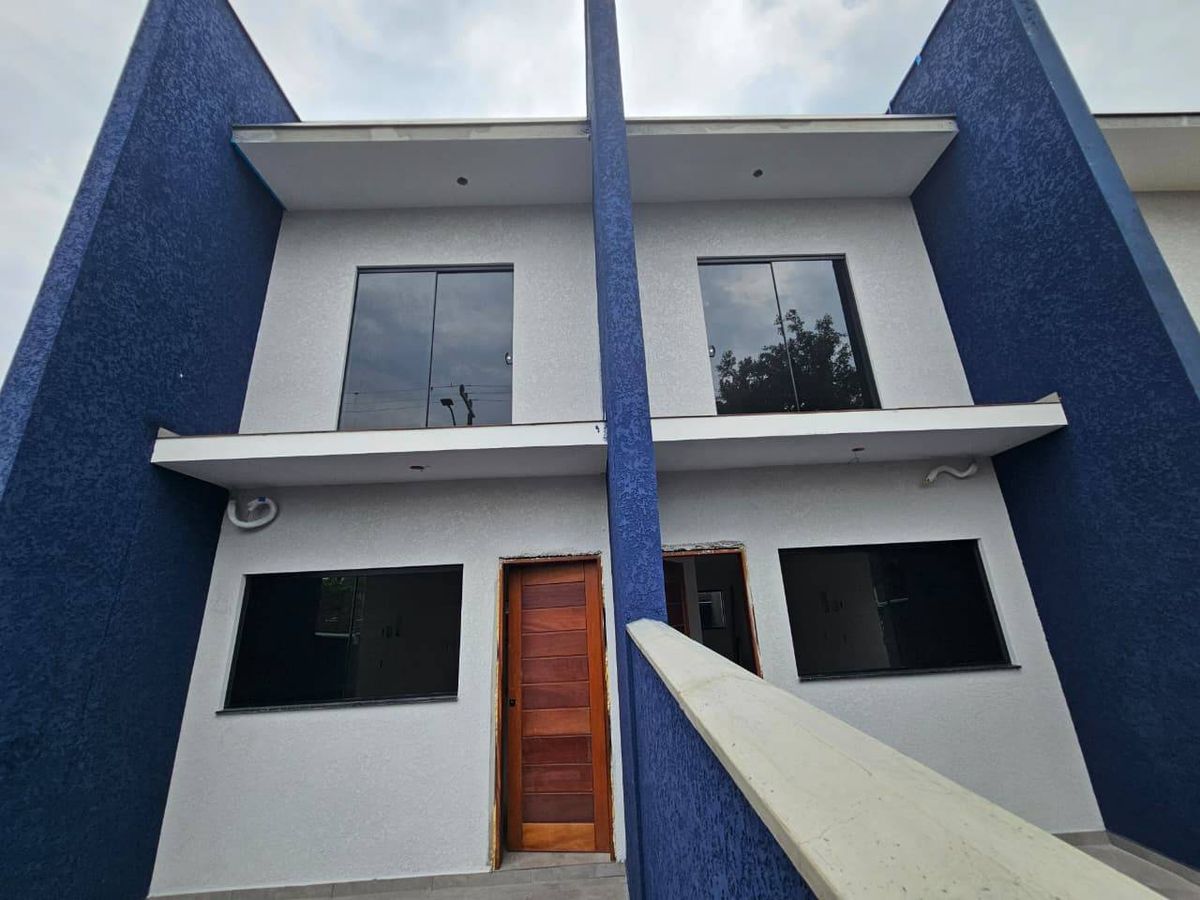 Geminados com 2 dormitórios à venda bairro Comasa - Casa Geminada em Comasa, Joinville - à venda - H7 Imóveis Ltda