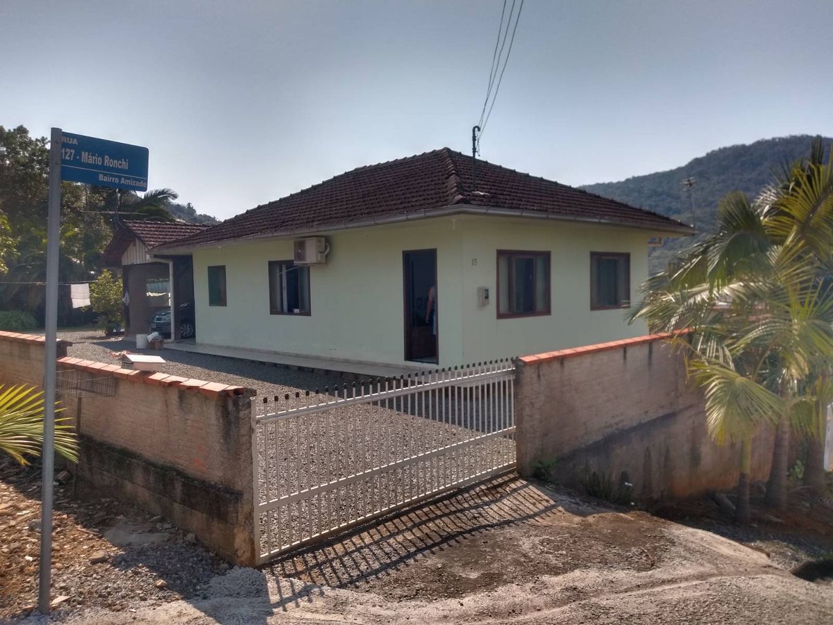CASA BAIRRO AMIZADE