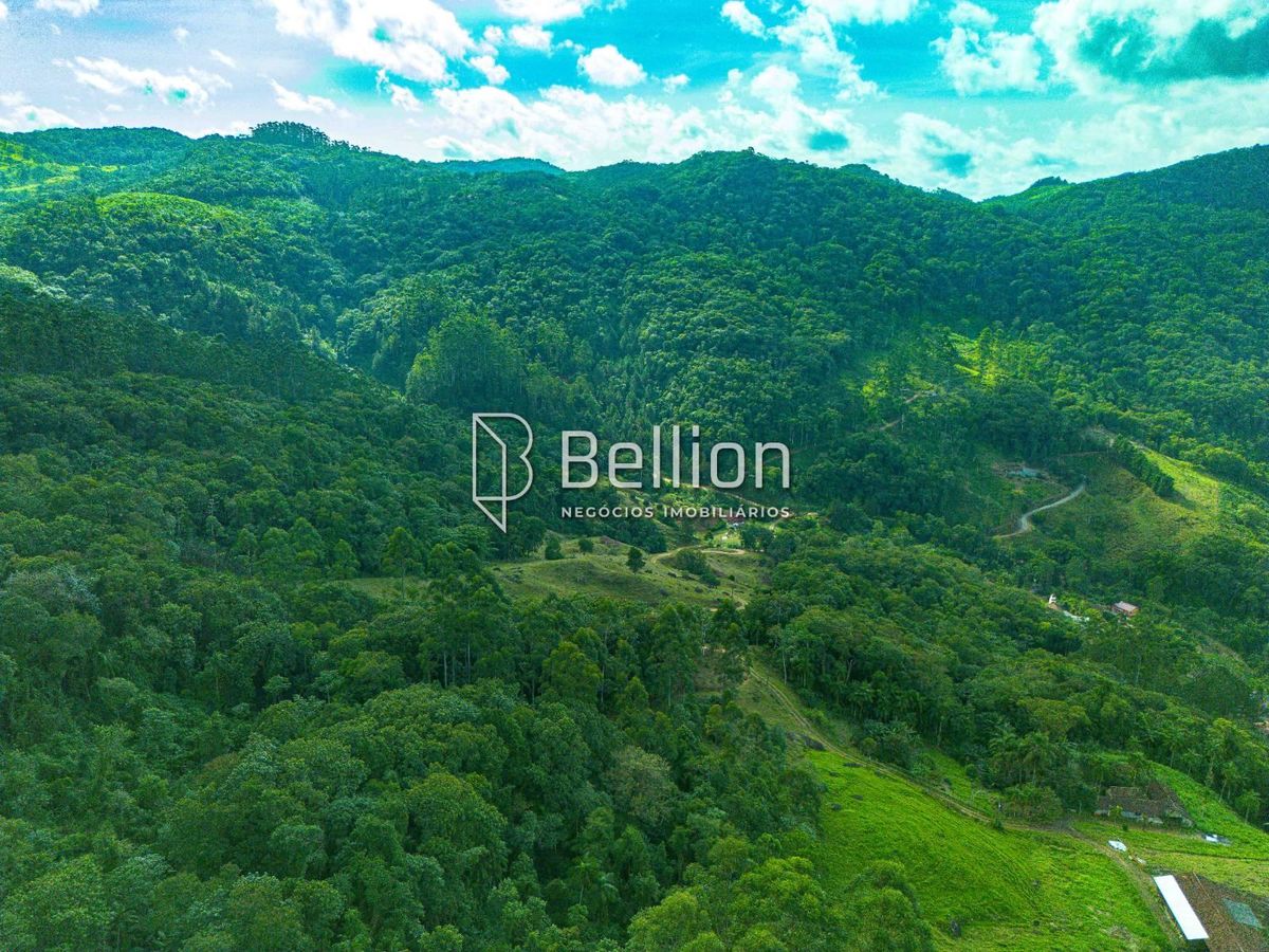 Sítio com 270.000m² no Bairro Tiroleses, Timbó