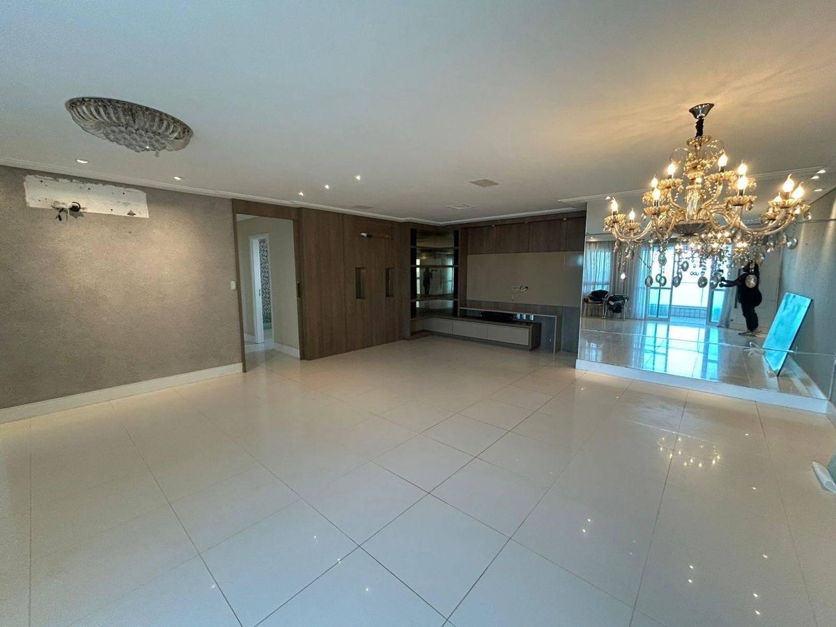 Apartamento com 3 quartos, Ponta do Farol - São Luís - Apartamento em Ponta do Farol, São Luís - à venda - V s Ferreira imobiliária
