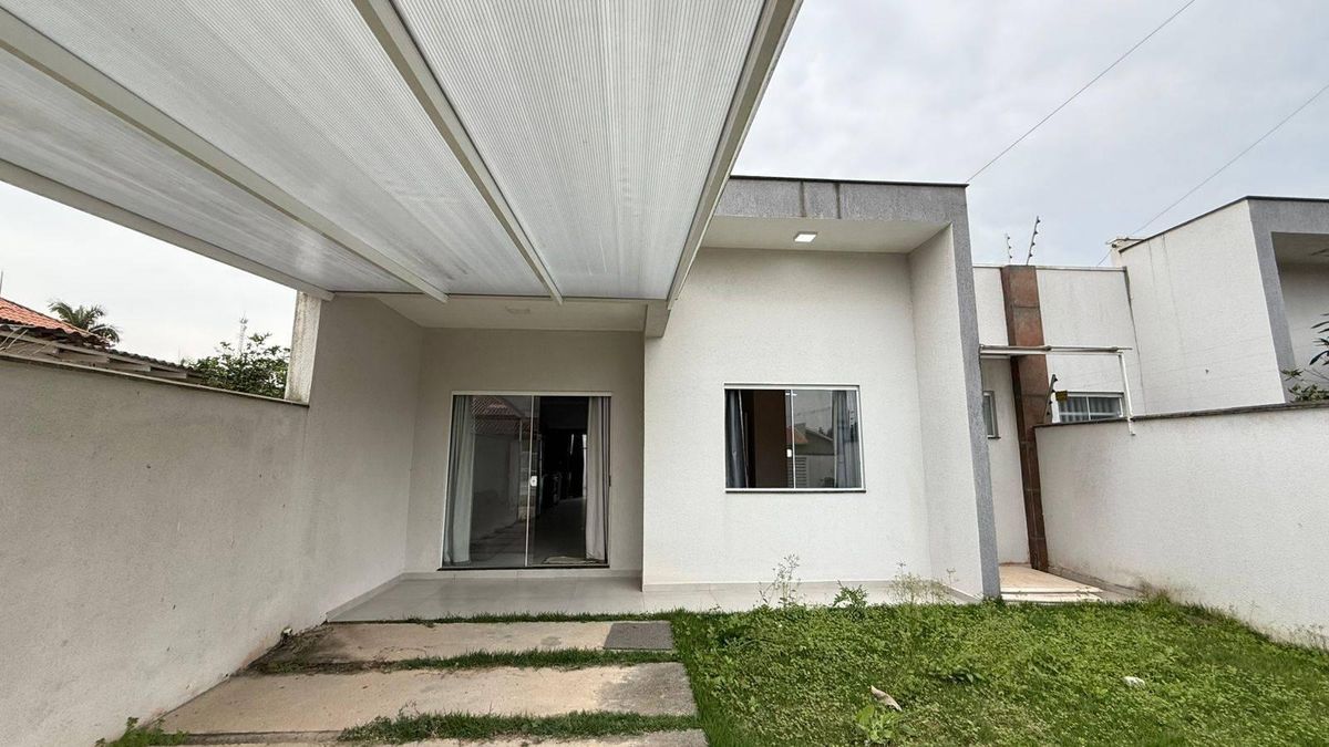 Casa com 3 dormitórios à venda, 95 m² por R$ 475.000,00 - Princesa do Mar - Itapoá/SC - Casa em Princesa do Mar, Itapoá - à venda - Nossa Praia Imóveis