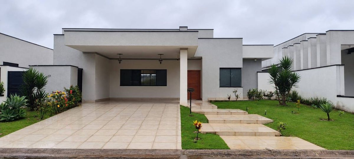 Casa em Condomínio com 3 quartos, Condominio Residencial Colonial Village II - Pindamonhangaba - Casa em Condomínio em Condominio Residencial Colonial Village II, Pindamonhangaba - à venda - EDSON DERRICO IMOVEIS LTDA