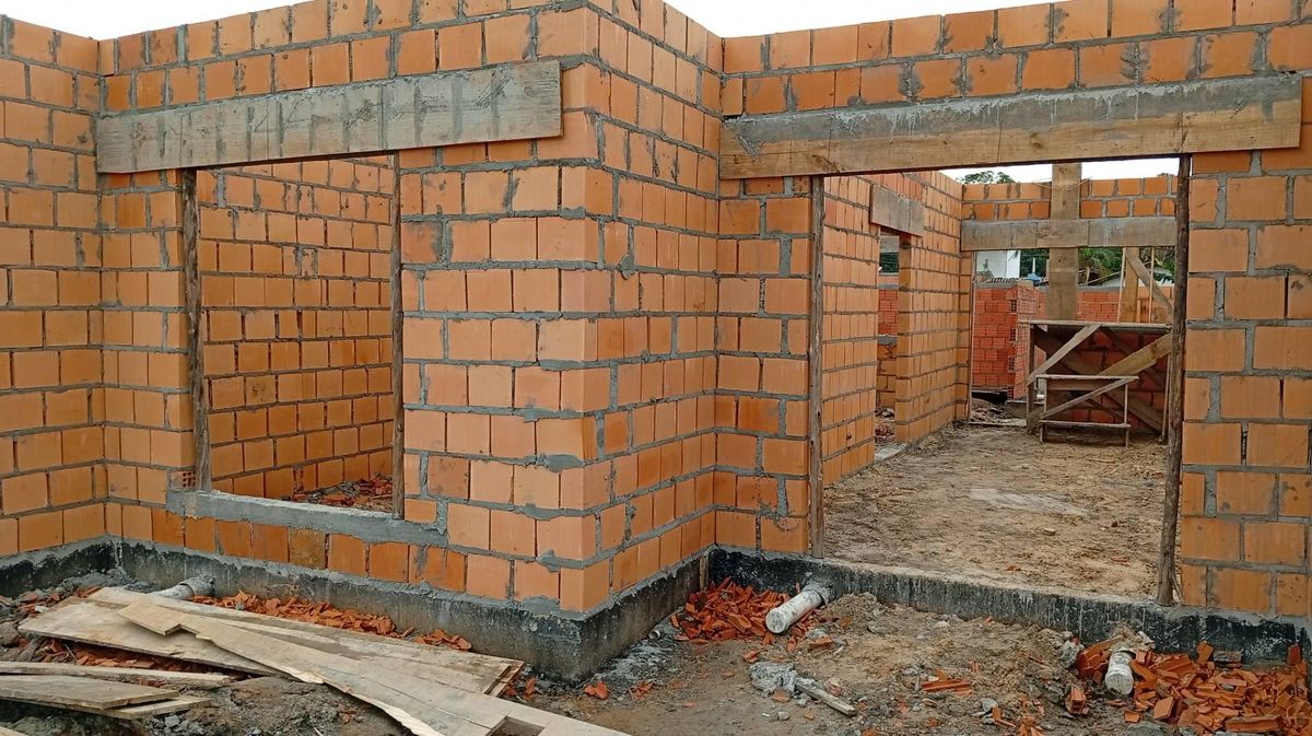 Casa à Venda com 2 quartos, no bairro Quinta dos Açorianos - Barra Velha | Cód. 3056
