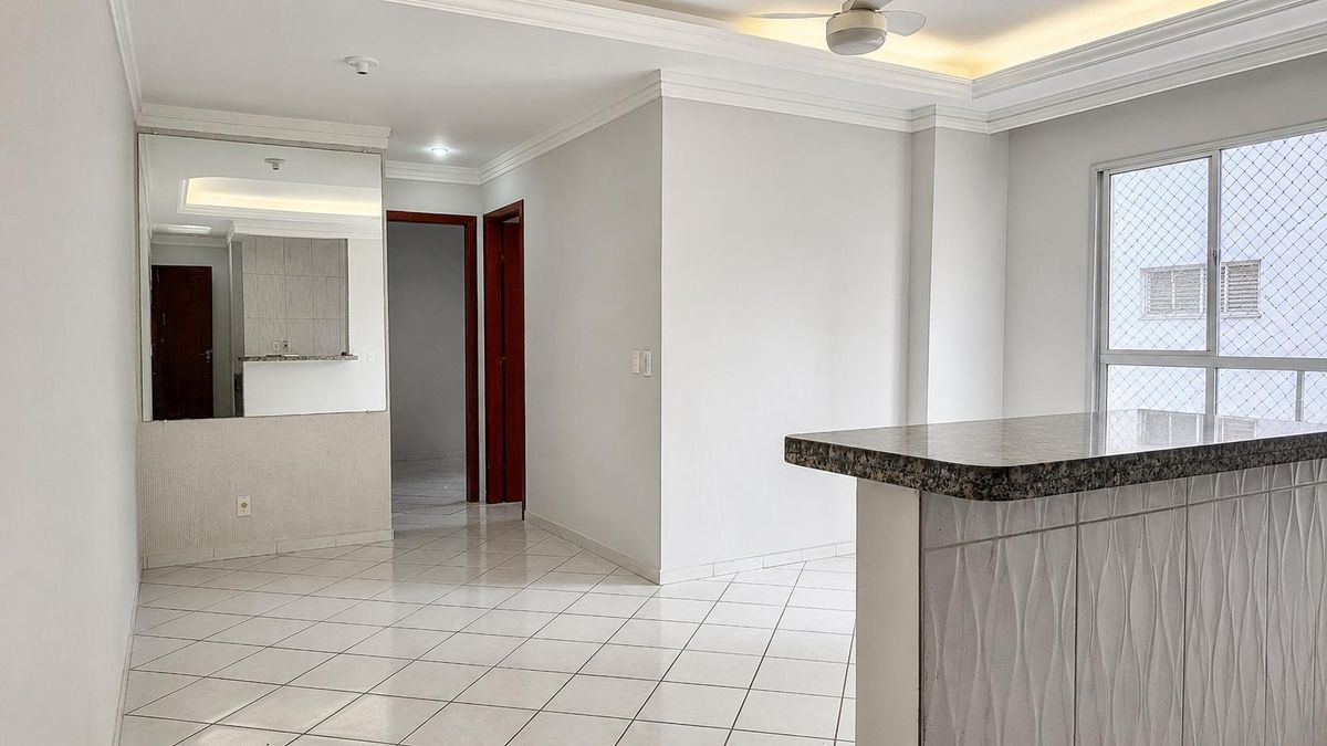 Apartamento de 2 Quartos para Alugar na Praia das Conchas