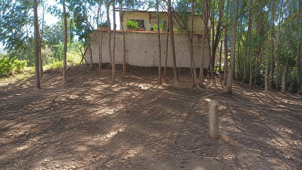 Terreno de 360 m² na Quadra do Mar em Interlagos – Vila Velha
