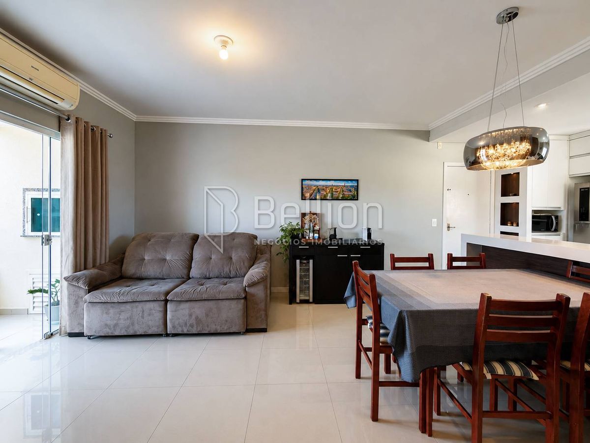 Apartamento Semimobiliado à Venda em Timbó 2 Quartos no Bairro das Capitais