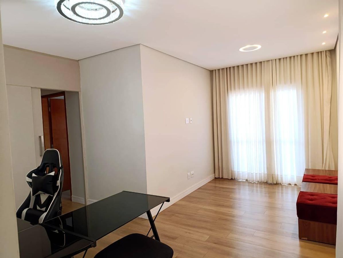 Apartamento mobiliado com sacada, Jardim Botânico - Ribeirão Preto - Apartamento em Jardim Botânico, Ribeirão Preto - para locação - Locca Imóveis