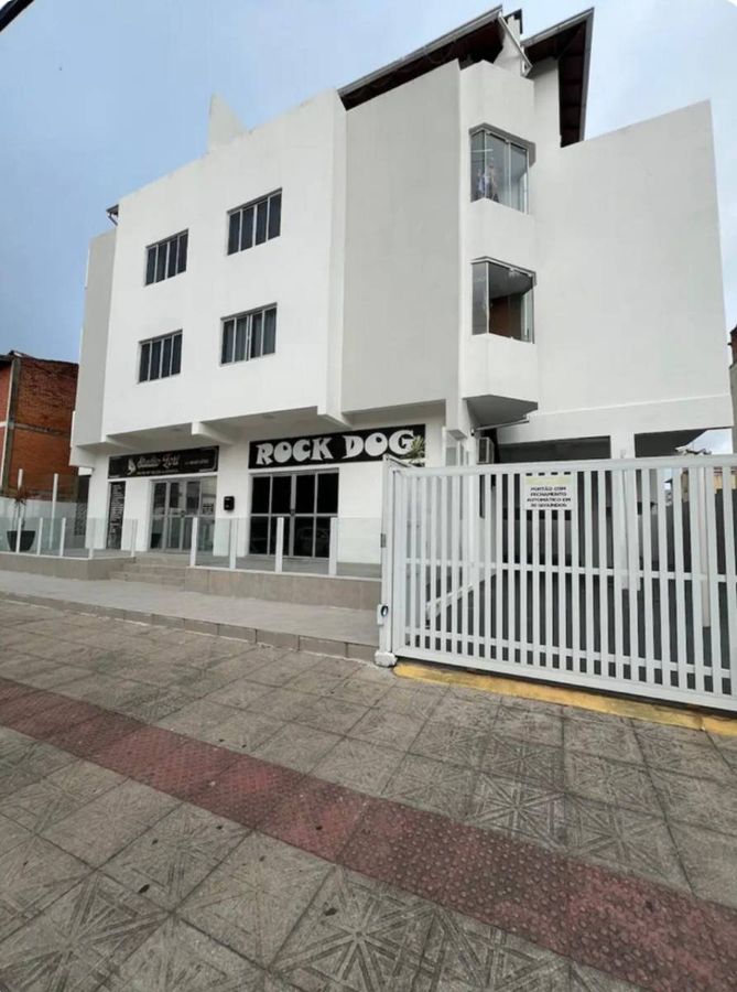 Apartamento de 1 dormitório em aluguel anual - Canasvieiras
