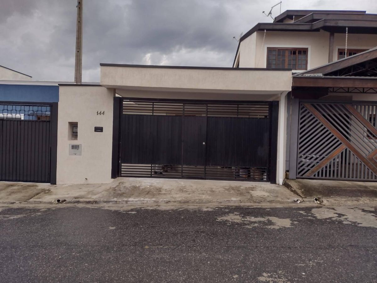 LINDA CASA NO VILLA BRANCA JACAREI SP PARA LOCAÇÃO - Casa em Loteamento Villa Branca, Jacareí - para locação - LISURA IMÓVEIS