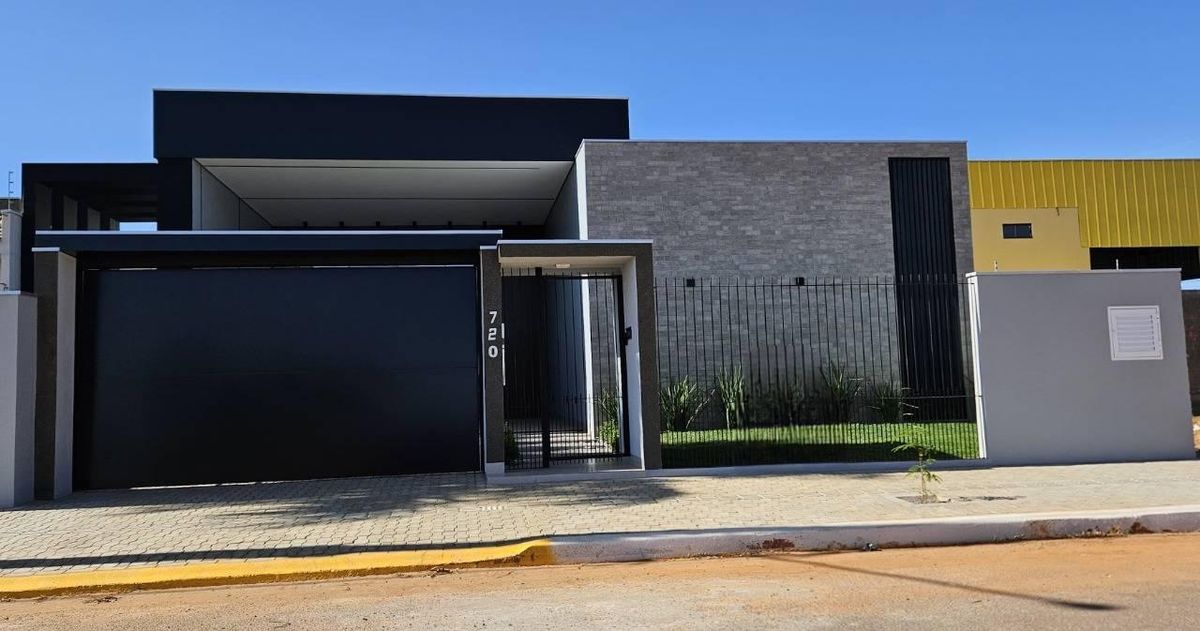 Casa com 3 quartos, 3 suítes