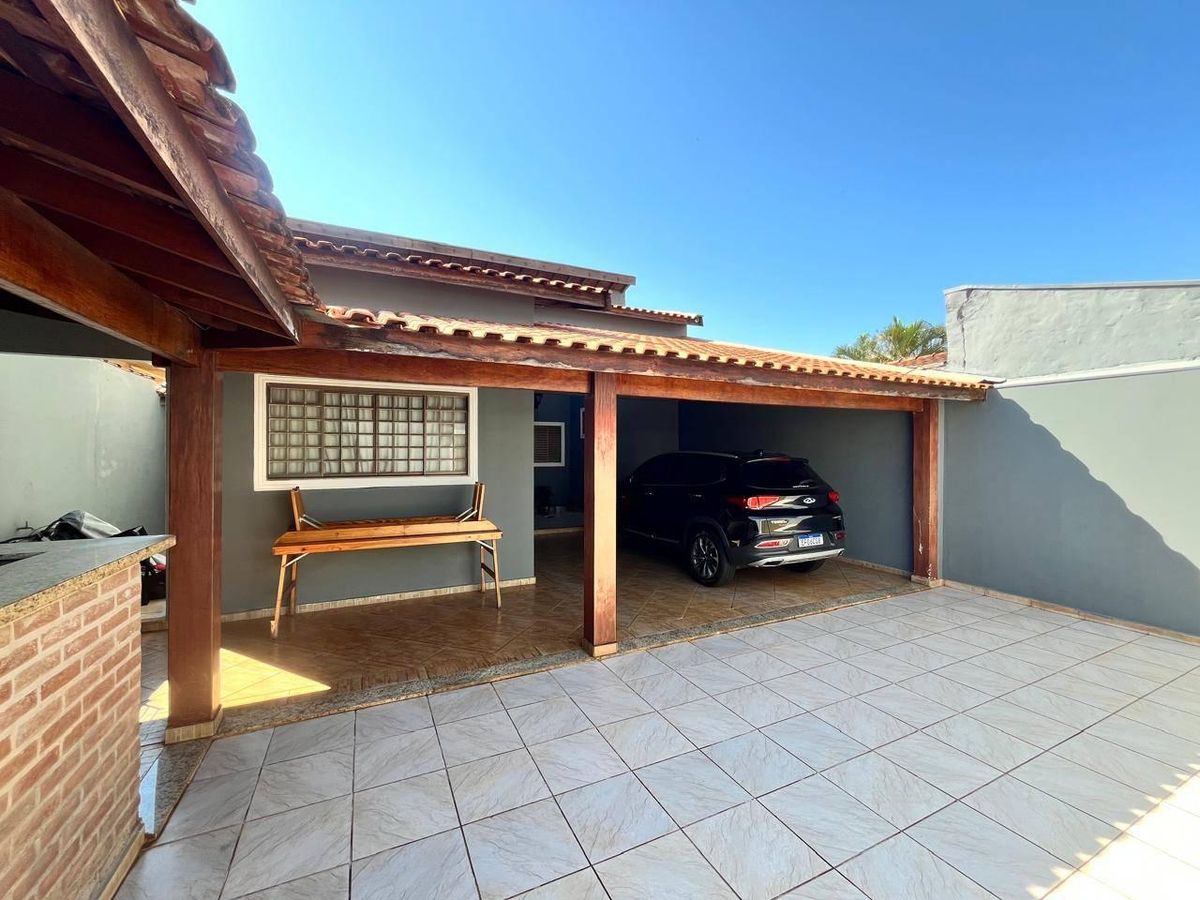 Casa em terreno de 250m² no Planalto Verde com 3 dormitórios sendo 1 suíte - Casa em Planalto Verde, Ribeirão Preto - à venda - Dezenv Agro e Comercial Ltda